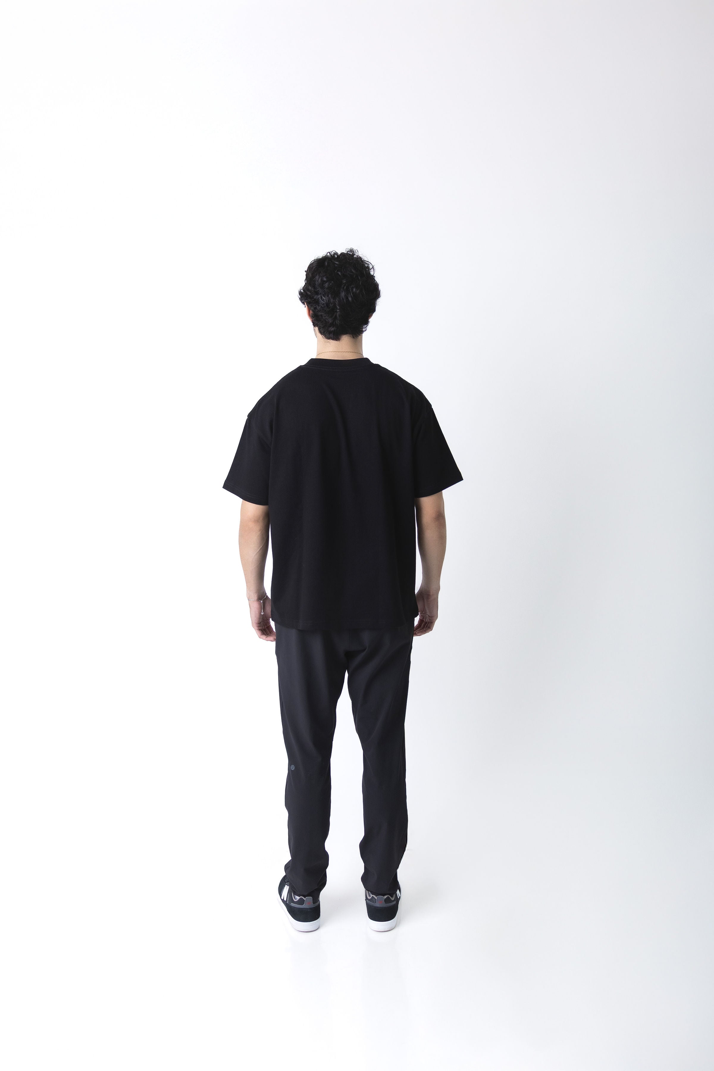 Playera Semi Oversize Negra Gramaje 305