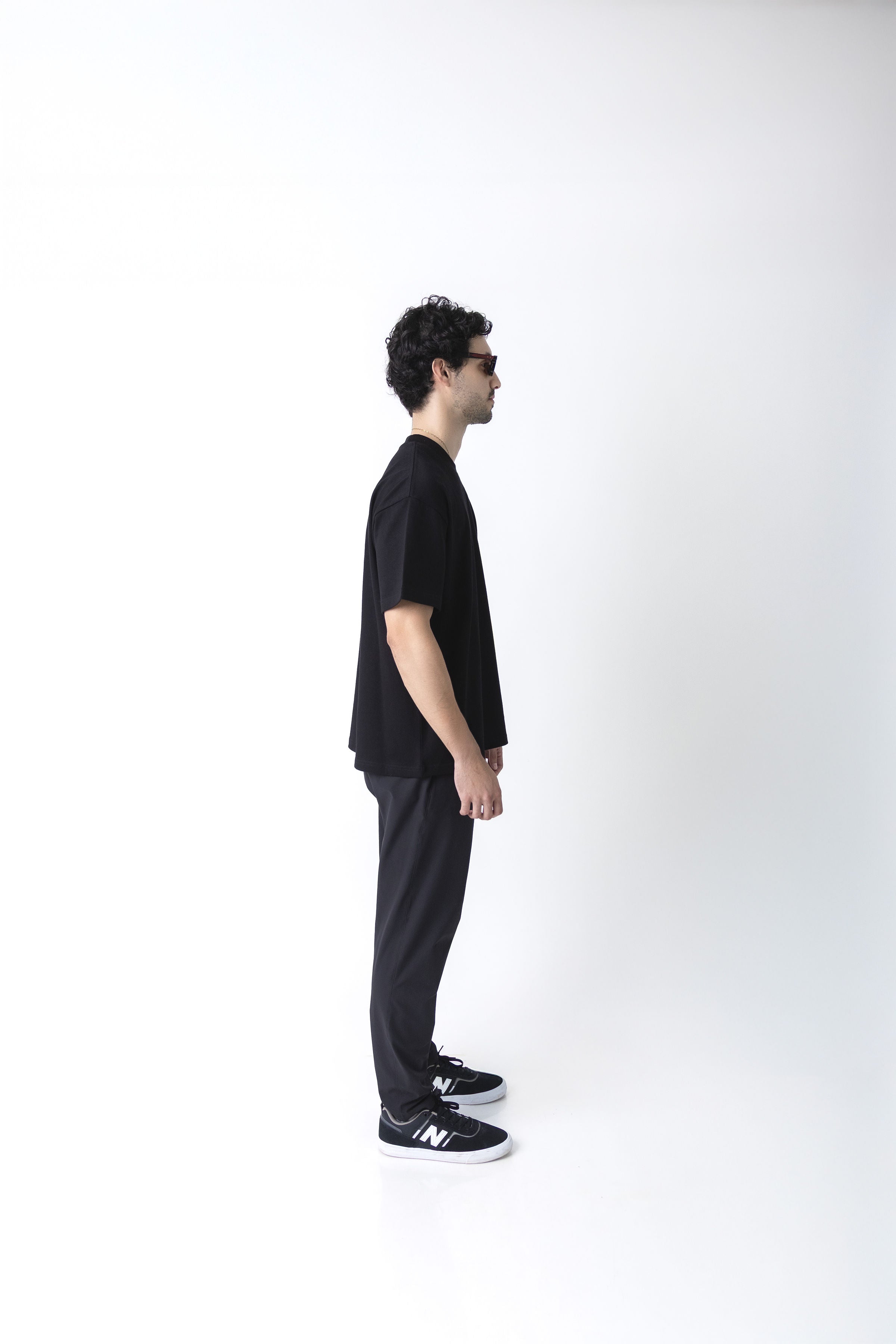 Playera Semi Oversize Negra Gramaje 305