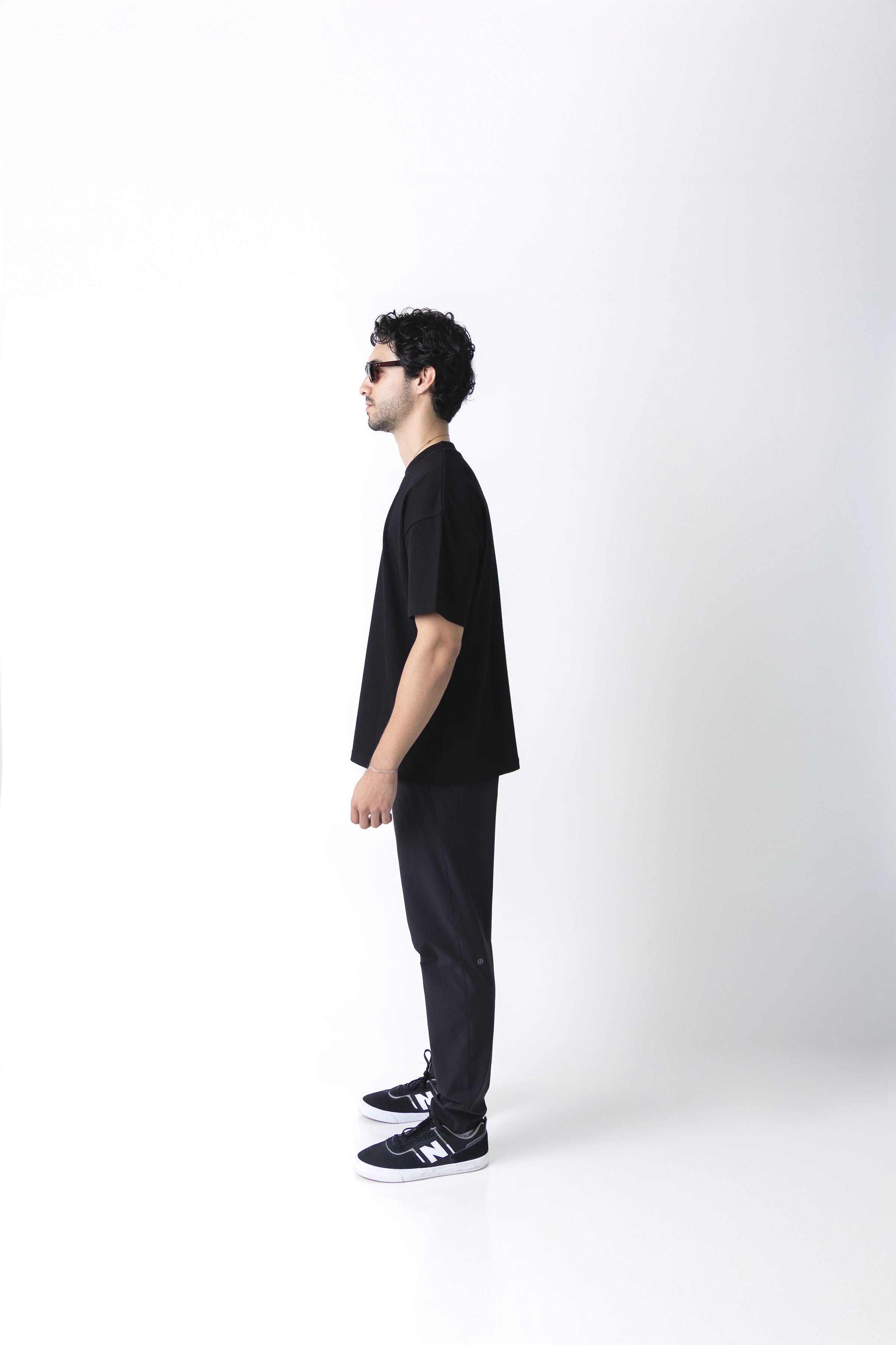 Playera Semi Oversize Negra Gramaje 305